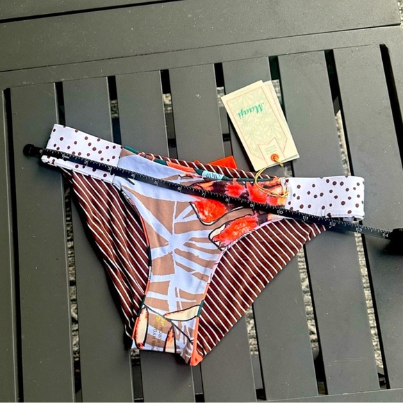 (SET) Maaji Poppy Affair/Sandy Docks Reversible Bikini. - Picture 6 of 8